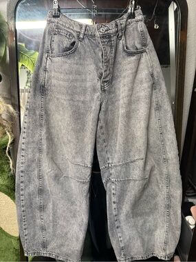 Free people mid rise barrel jeans